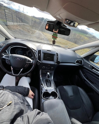 Ford S-Max cena 73777 przebieg: 183000, rok produkcji 2016 z Ostroróg małe 407
